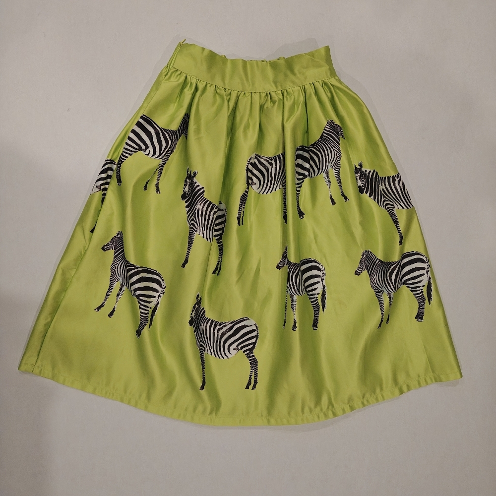 VINTAGE FULL SKIRT * LIME WITH ZEBRA PRINT * SIZE 4